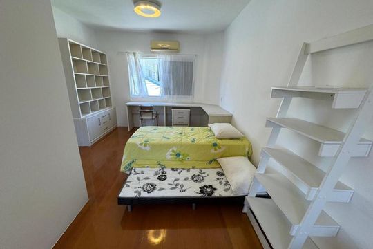 Quarto 2 de casa para alugar com 3 quartos, 311m² em Jurerê, Florianópolis