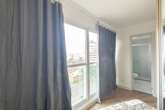 Quarto Suite de apartamento para alugar com 1 quarto, 35m² em Alto da Glória, Curitiba