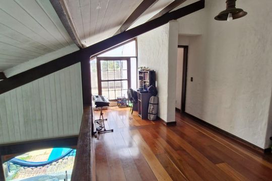 PIso Superior de casa de condomínio à venda com 3 quartos, 500m² em Morada dos Pássaros, Barueri