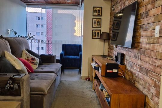 Sala de apartamento para alugar com 3 quartos, 62m² em Vila Mangalot, São Paulo