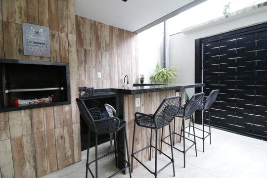 Quintal de casa à venda com 3 quartos, 200m² em Jacarepaguá, Rio de Janeiro