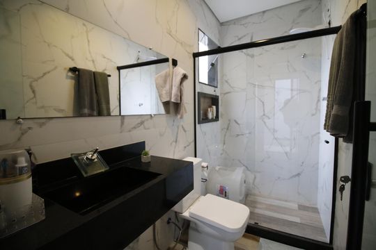 Banheiro da Suíte 1 de casa à venda com 3 quartos, 200m² em Jacarepaguá, Rio de Janeiro