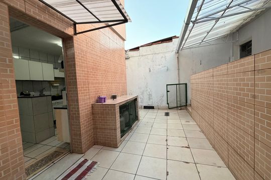 Casa à venda com 3 quartos, 260m² em Jardim Vaz de Lima, São Paulo