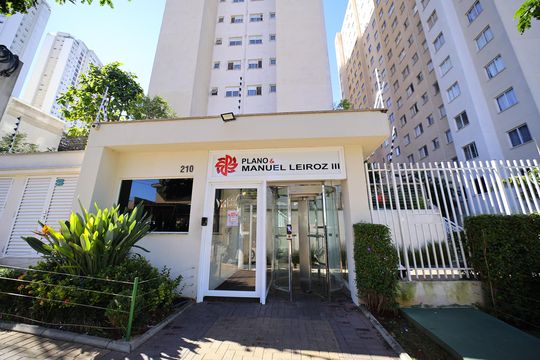Fachada de apartamento para alugar com 2 quartos, 41m² em Vila Buenos Aires, São Paulo