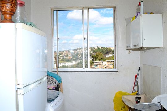 Área de serviço de apartamento à venda com 2 quartos, 49m² em Vitoria, Belo Horizonte