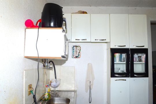 Cozinha de apartamento à venda com 2 quartos, 49m² em Vitoria, Belo Horizonte