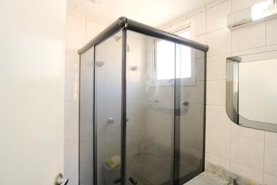 Banheiro da Suíte de apartamento para alugar com 2 quartos, 67m² em Tatuapé, São Paulo