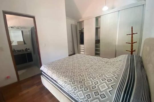 Casa à venda com 4 quartos, 340m² em Alphaville, Santana de Parnaíba