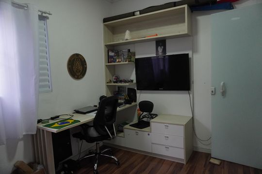 Casa à venda com 3 quartos, 158m² em Jardim Helena, São Paulo