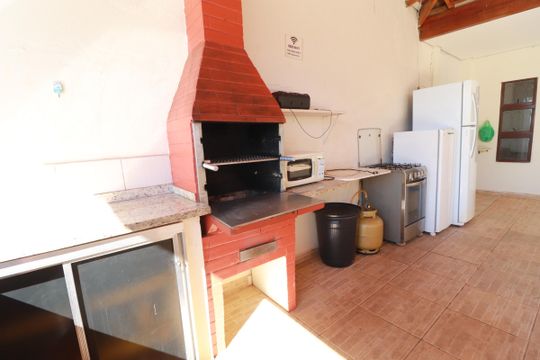 Cozinha  de casa para alugar com 2 quartos, 200m² em Jardim Orestes Lopes de Camargo, Ribeirão Preto