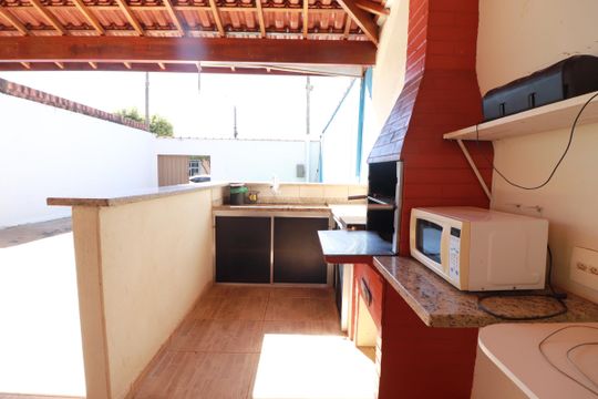 Cozinha  de casa para alugar com 2 quartos, 200m² em Jardim Orestes Lopes de Camargo, Ribeirão Preto