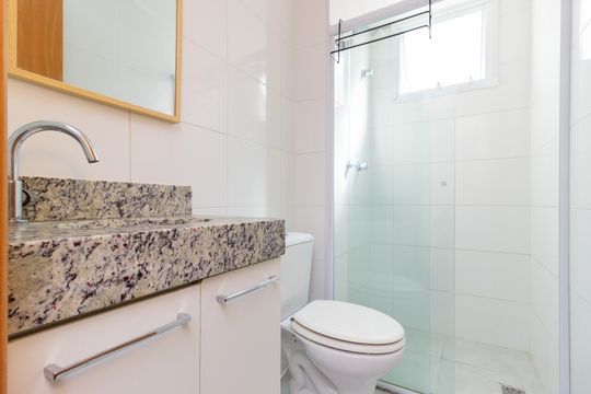 Banheiro de apartamento à venda com 2 quartos, 44m² em Jardim Iris, São Paulo