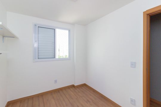 Quarto 1 de apartamento à venda com 2 quartos, 44m² em Jardim Iris, São Paulo
