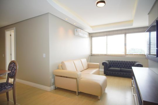 Apartamento para alugar com 3 quartos, 88m² em Vila Ipiranga, Porto Alegre