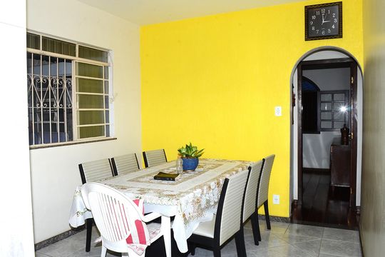 Casa à venda com 3 quartos, 413m² em Eymard, Belo Horizonte