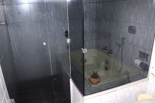 Casa à venda com 3 quartos, 413m² em Eymard, Belo Horizonte