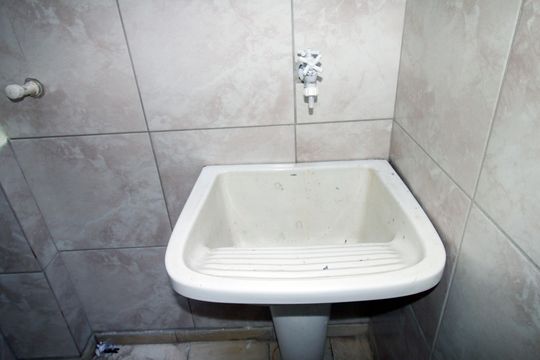 Área de Serviço de casa à venda com 1 quarto, 75m² em Olaria, Rio de Janeiro