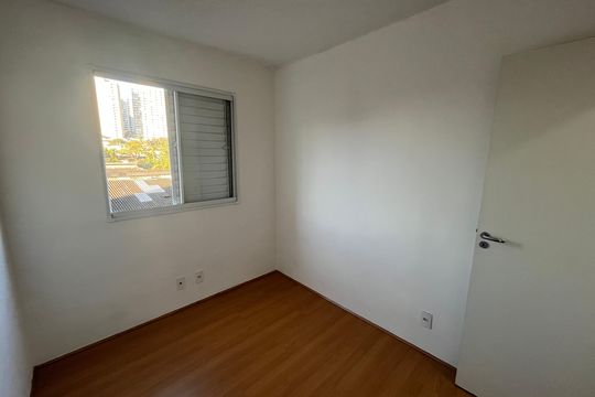 Quarto 1 de apartamento para alugar com 2 quartos, 41m² em Vila Plana, São Paulo