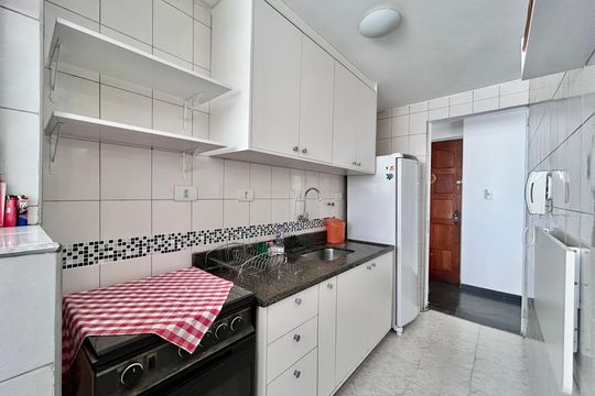 Cozinha de apartamento para alugar com 2 quartos, 49m² em Brás, São Paulo