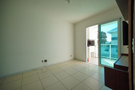 Sala de apartamento para alugar com 2 quartos, 60m² em Ingleses Centro, Florianópolis