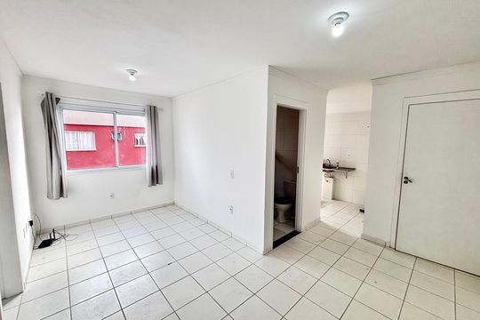 Apartamento para alugar com 2 quartos, 47m² em Jardim Lourdes, Ferraz de Vasconcelos