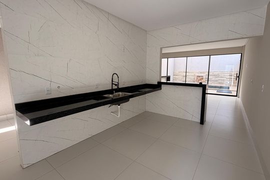 Cozinha de casa à venda com 3 quartos, 180m² em Moinho dos Ventos, Goiânia