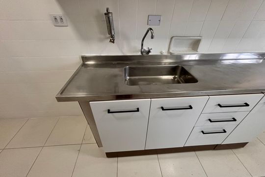 Cozinha de apartamento para alugar com 3 quartos, 110m² em Vila Olímpia, São Paulo