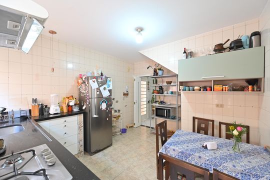 Cozinha de casa para alugar com 3 quartos, 93m² em Planalto Paulista, São Paulo
