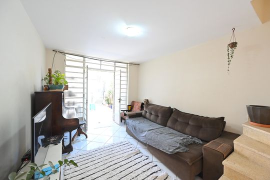 Sala de casa para alugar com 3 quartos, 93m² em Planalto Paulista, São Paulo