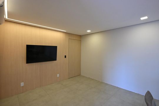 Sala de apartamento para alugar com 1 quarto, 52m² em Jardim Maria Duarte, São Paulo