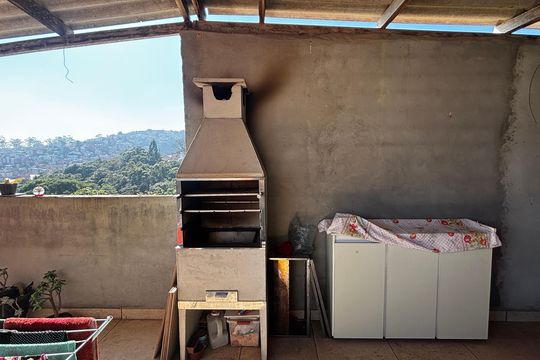 Área de Serviço de casa para alugar com 2 quartos, 80m² em Jardim do Mirante, Santo André