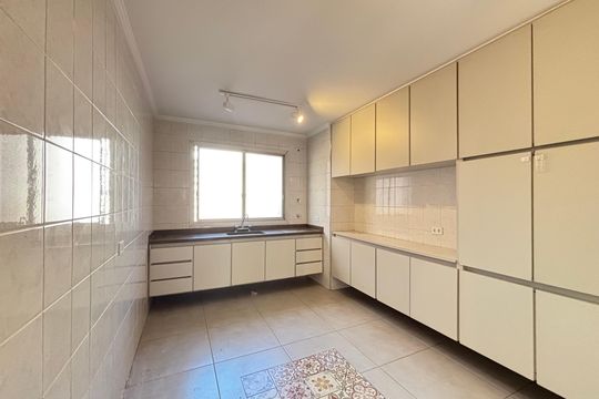 Cozinha de apartamento para alugar com 3 quartos, 280m² em Itaim Bibi, São Paulo