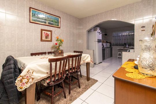 Sala de Jantar de casa à venda com 3 quartos, 193m² em Uberaba, Curitiba