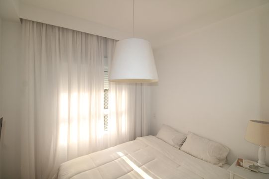 Quarto 1 de apartamento para alugar com 1 quarto, 42m² em Jardim São Paulo, São Paulo