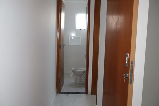 Corredor de apartamento à venda com 2 quartos, 35m² em Jardim Santa Teresinha, São Paulo