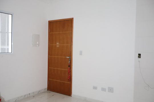 Sala de apartamento para alugar com 2 quartos, 35m² em Jardim Santa Teresinha, São Paulo