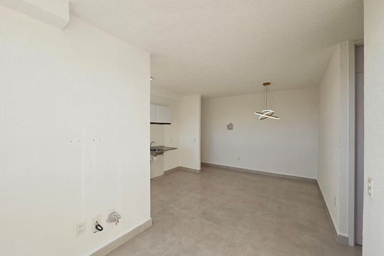 Sala de apartamento para alugar com 2 quartos, 42m² em Campo Grande, Rio de Janeiro