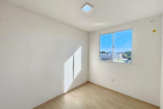 Quarto 2 de apartamento para alugar com 2 quartos, 42m² em Campo Grande, Rio de Janeiro