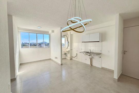 Sala de apartamento à venda com 2 quartos, 42m² em Campo Grande, Rio de Janeiro