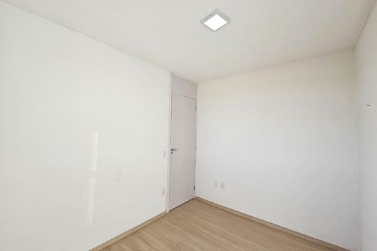 Quarto 2 de apartamento para alugar com 2 quartos, 42m² em Campo Grande, Rio de Janeiro