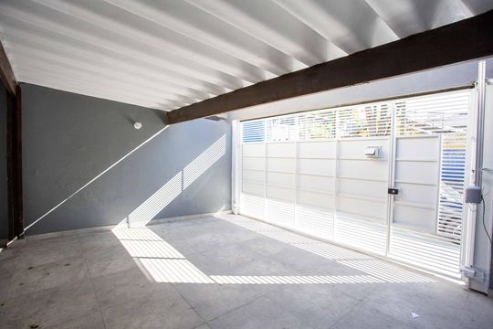 Garagem de casa à venda com 3 quartos, 125m² em Centro, Diadema