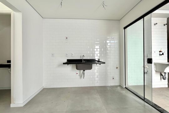 Cozinha de casa de condomínio à venda com 3 quartos, 137m² em Vila Monte Alegre, São Paulo