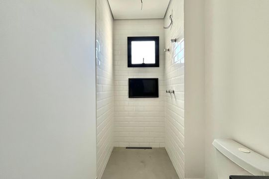 Banheiro da Suíte 1 de casa de condomínio à venda com 3 quartos, 137m² em Vila Monte Alegre, São Paulo