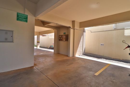 Garagem de apartamento para alugar com 1 quarto, 53m² em Tibery, Uberlândia