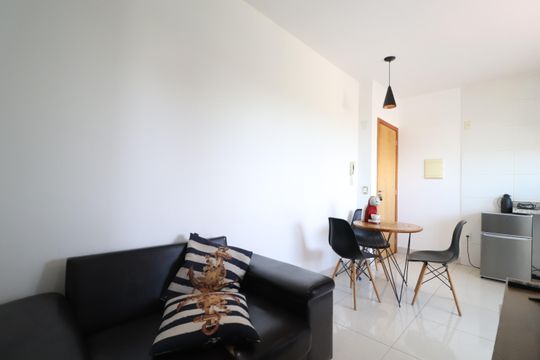 Sala de apartamento para alugar com 1 quarto, 53m² em Tibery, Uberlândia