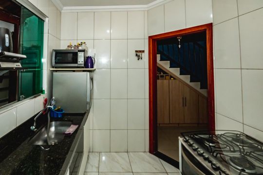 Cozinha de casa à venda com 2 quartos, 113m² em Vila Cloris, Belo Horizonte
