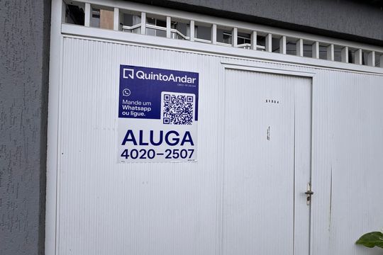 Plaquinha Quinto Andar de casa de condomínio para alugar com 2 quartos, 88m² em Vargem Grande, Rio de Janeiro