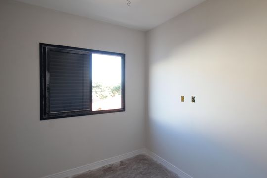 Suite de apartamento à venda com 2 quartos, 97m² em Indaiá, Belo Horizonte
