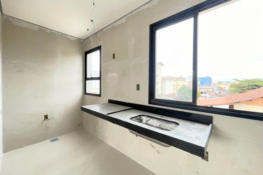 Cozinha de apartamento à venda com 2 quartos, 51m² em Indaiá, Belo Horizonte