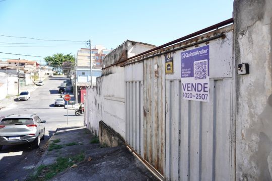 Fachada de casa à venda com 3 quartos, 90m² em Renascença, Belo Horizonte